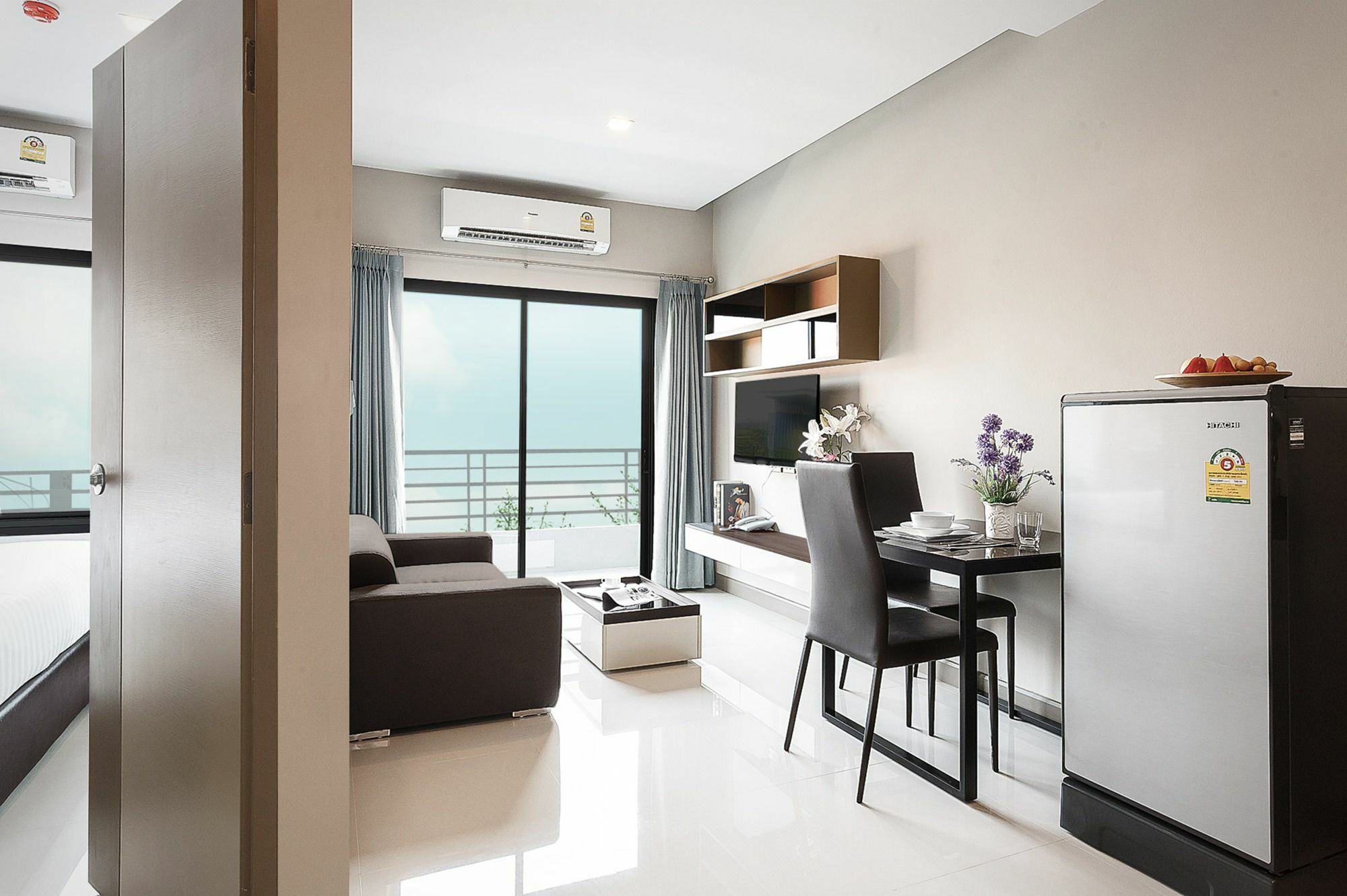 Green Point Residence Hotel Банкок Екстериор снимка